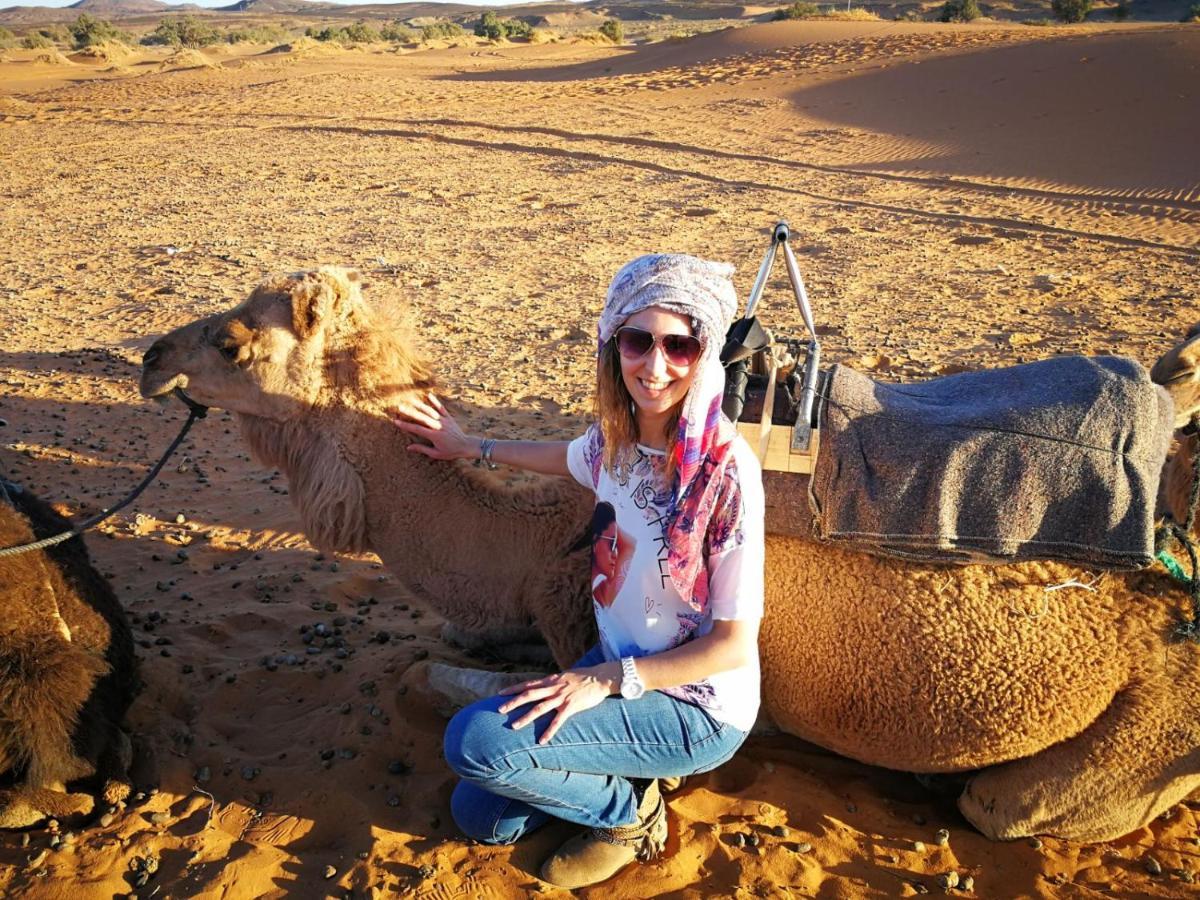 Отель Desert Luxury Tented & Activities Adrouine Экстерьер фото