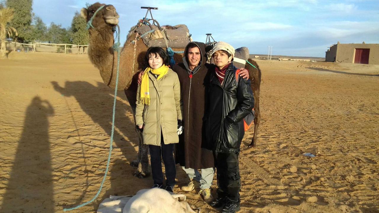 Отель Desert Luxury Tented & Activities Adrouine Экстерьер фото