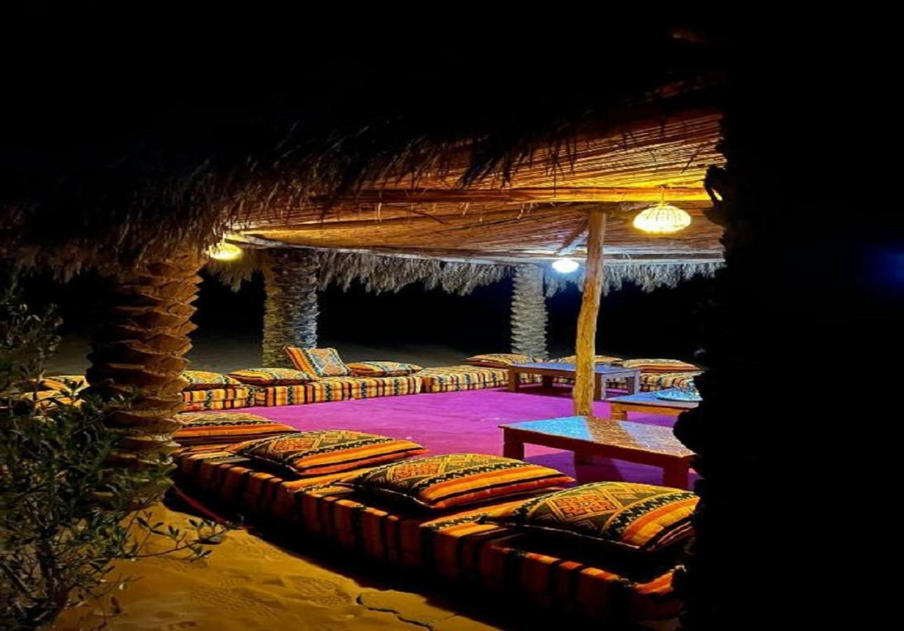 Отель Desert Luxury Tented & Activities Adrouine Экстерьер фото
